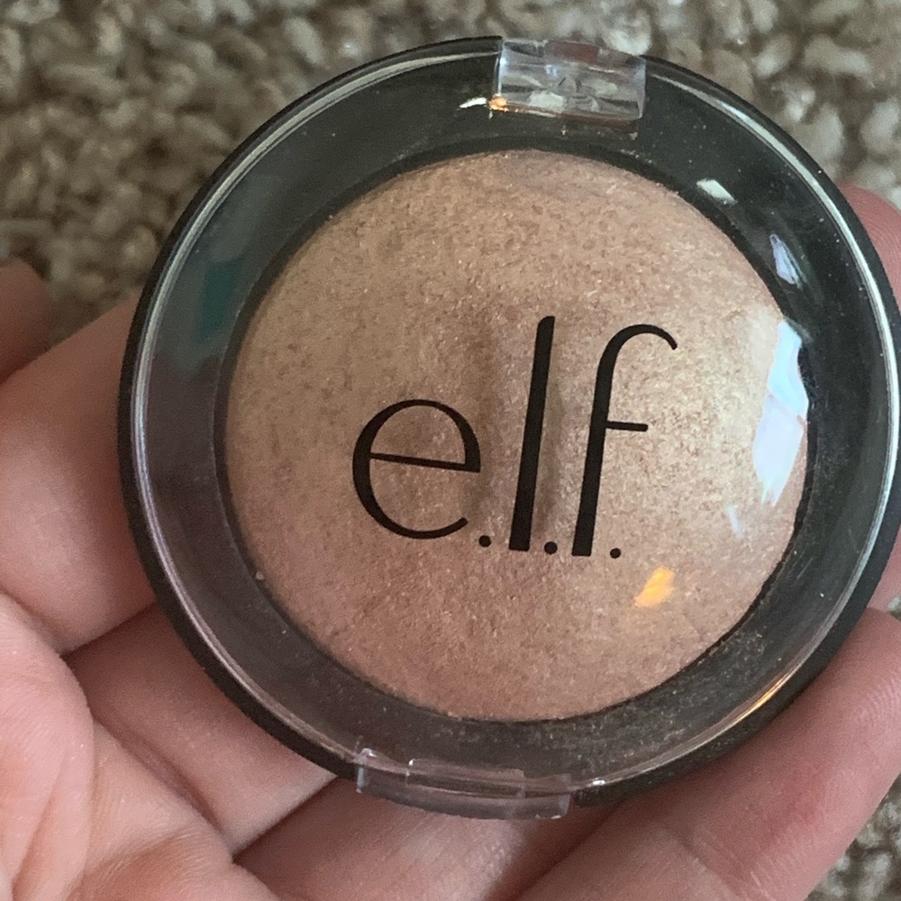 Elf baked highlighter